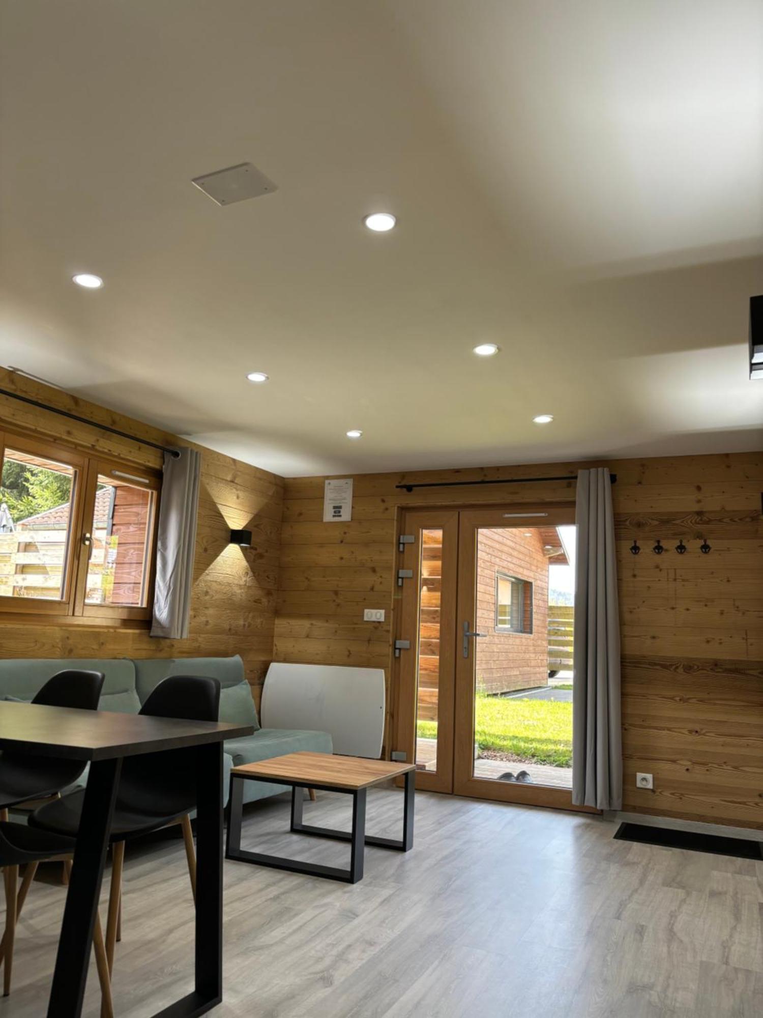 Chalets du Bouchot&Jacuzzi privatif proximité Gerardmer&La Bresse Rochesson Esterno foto